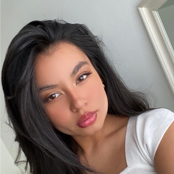 Meet your Posher, Myrna - Picture 1 of 1